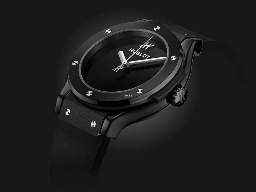 Hublot,Classic Fusion 33mm,33mm,Ceramic,Black,Day,Sapphire,Round,581,581.CX.1270.RX.MDM
