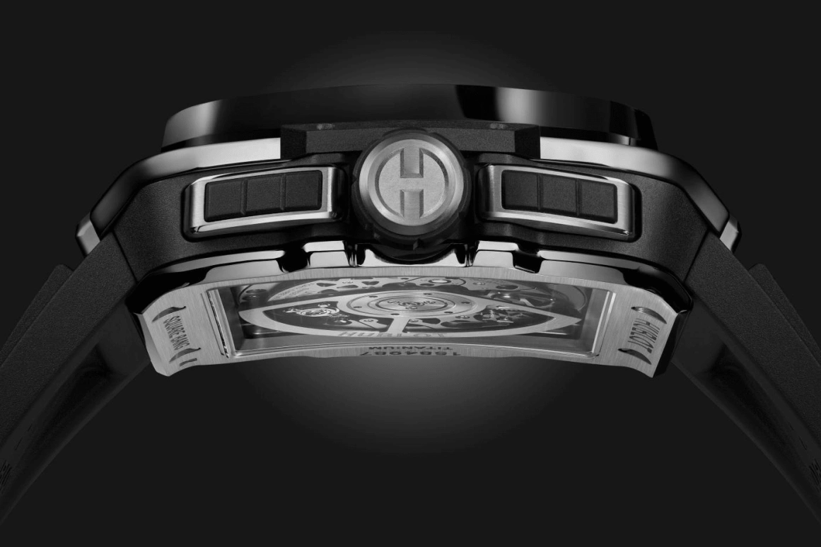 Hublot,Square Bang 42mm,42mm,Titanium Gold,Automatic,72hours,In-house Caliber,821,821.NM.0170.RX