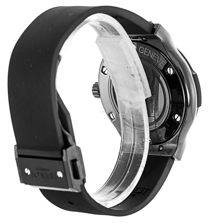 Hublot,Classic Fusion 38mm,38mm,Ceramic,Black,Quartz,Day,Sapphire,Crystal Glass,561,561.CM.1770.RX