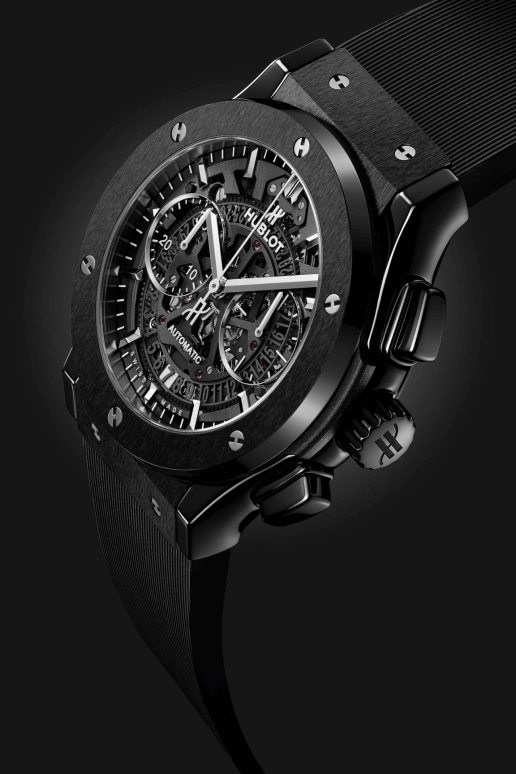 Hublot,Classic Fusion 45mm,45mm,Ceramic,Automatic,42hours,In-house Caliber,525,525.CM.0170.RX