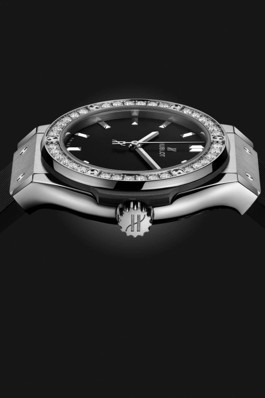 Hublot,Classic Fusion 33mm,33mm,Titanium Gold,Black,Quartz,In-house Caliber,Sapphire,581,581.NX.1171.RX.1104