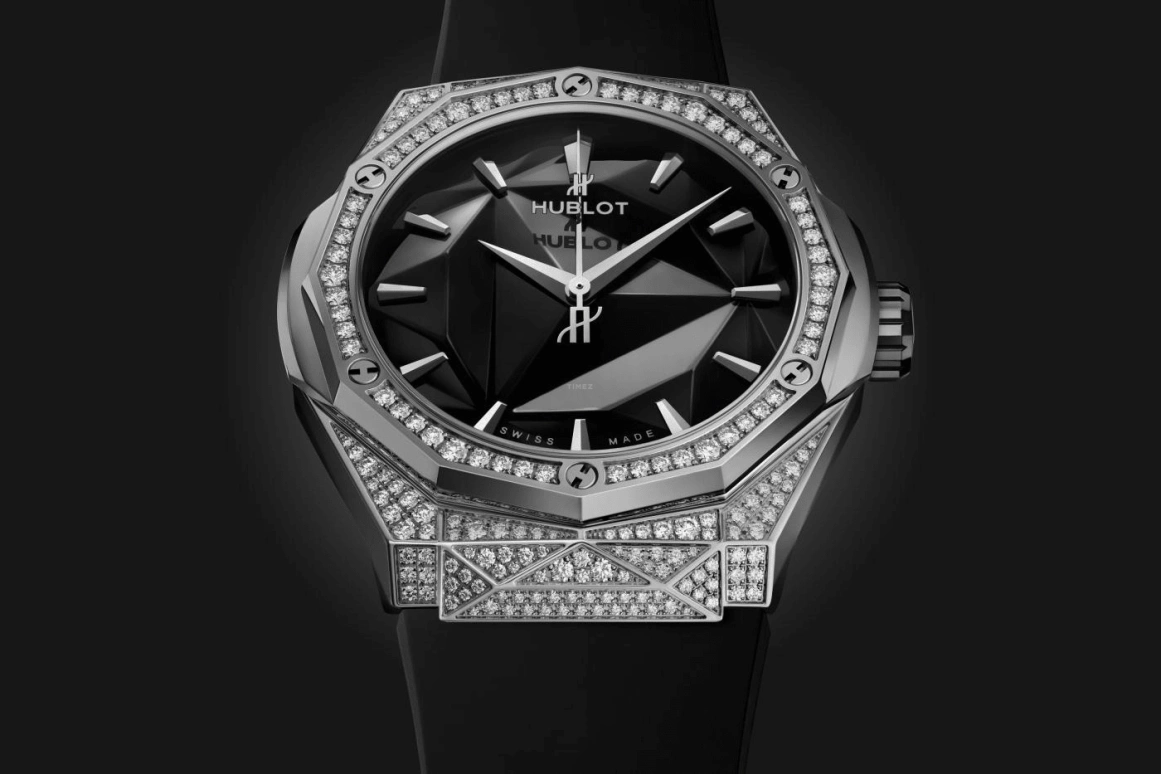 Hublot,Classic Fusion 40mm,40mm,Titanium Gold,Black,Automatic,42hours,In-house Caliber,550,550.NS.1800.RX.1604.ORL19