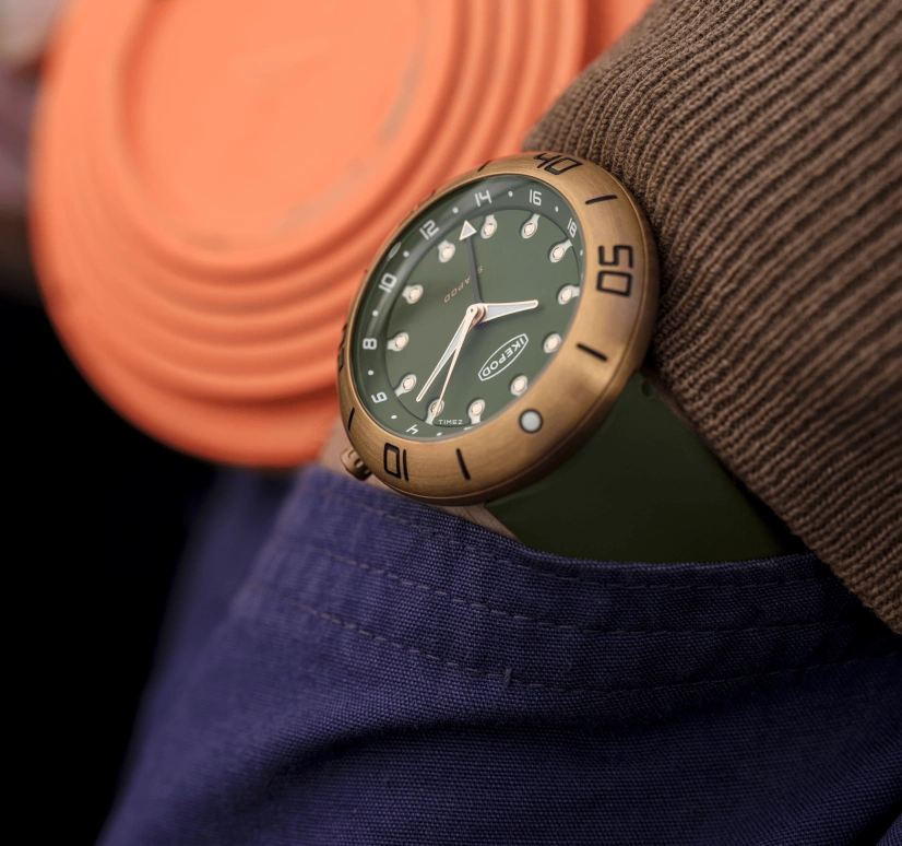 Ikepod,Seapod 46mm,46mm,Bronze,Green,Automatic,Dule Time,Sapphire,Crystal Glass,S006,S006-SI-LV