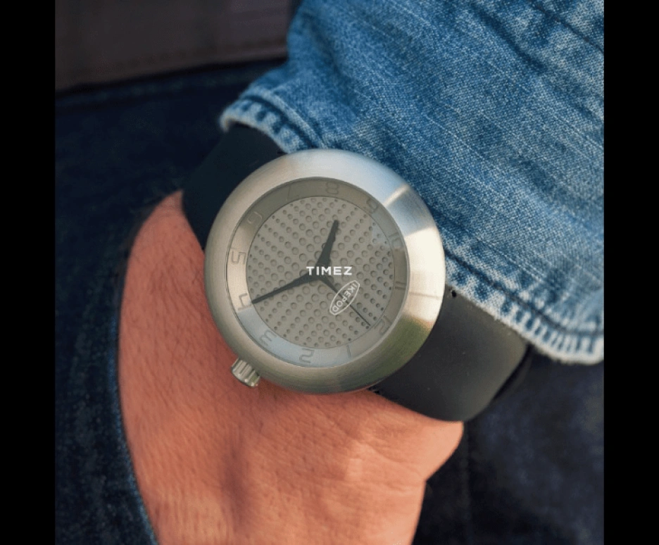 Ikepod,Megapod 46mm,46mm,Stainless Steel,Grey,Automatic,Sapphire,Crystal Glass,Round,M005,M005-grey-blackhands