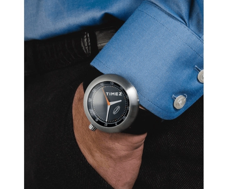 Ikepod,Megapod 46mm,46mm,Stainless Steel,Black,Automatic,Sapphire,Crystal Glass,Round,M002,M002-SI-LB