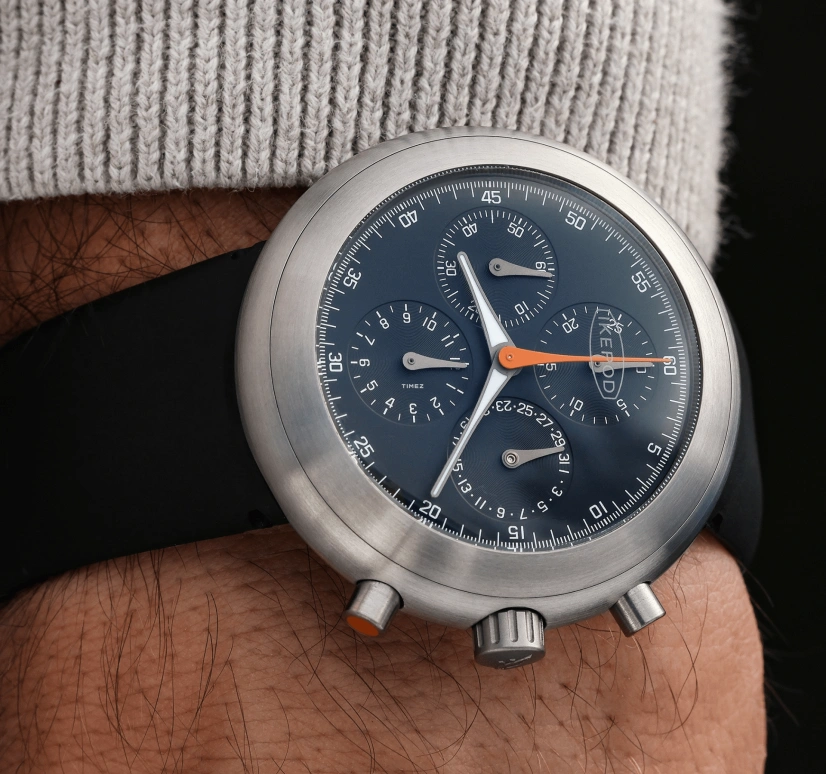 Ikepod,Hemipode 44mm,44mm,Titanium,Black,Automatic,Chronograph,Day,HE02,HE02-RU-LB