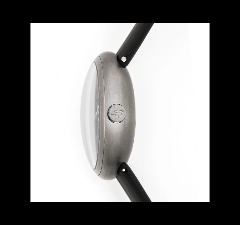Ikepod,Skypod 46mm,46mm,Titanium,Black,Automatic,Chronograph,Day,Dule Time,GMT,Sapphire,Crystal Glass,Round,SK01,SK01-RP-LB