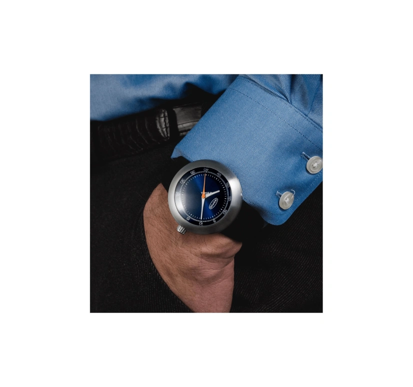 Ikepod,Megapod 46mm,46mm,Stainless Steel,Blue,Automatic,Sapphire,Crystal Glass,Round,M001,M001-SI-LB