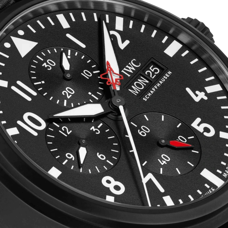 IWC,Pilot 44.50mm,44.50mm,Ceramic,Black,Automatic,Chronograph,Day,Anti-magnetic,Column Wheel,48hours,In-house Caliber,IW389104