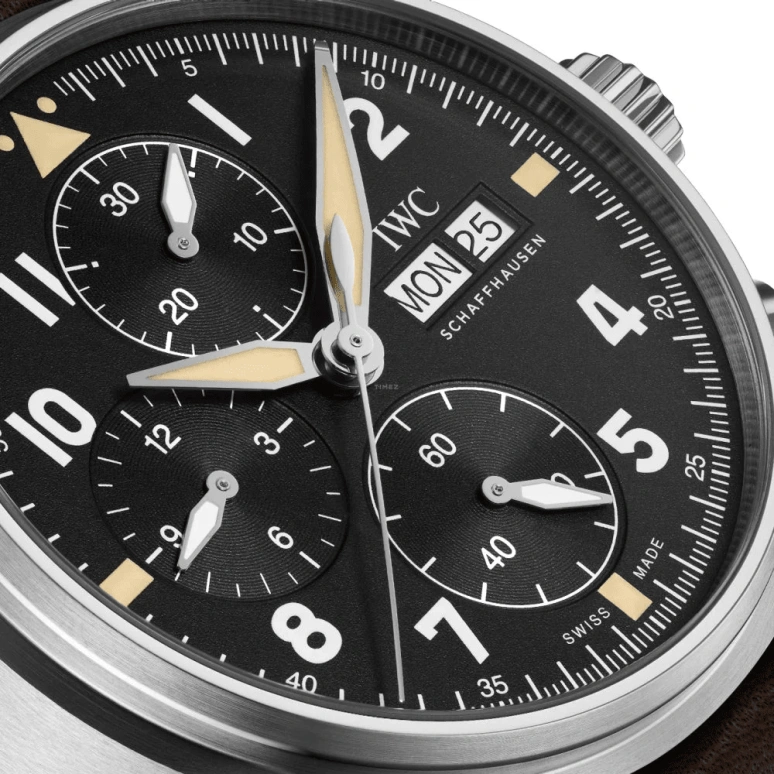 IWC,Pilot 41.10mm,41.10mm,Stainless Steel,Black,Automatic,Chronograph,Date,Day,Anti-magnetic,48hours,In-house Caliber,IW387903