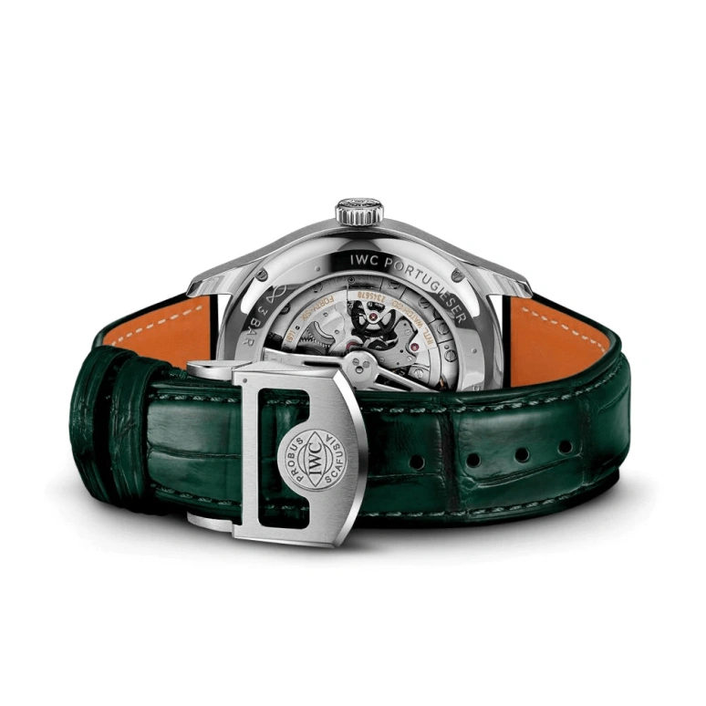 IWC,Portugieser 42.40mm,42.40mm,Stainless Steel,Green,Automatic,60hours,In-house Caliber,Paul Tazewell,IW344207
