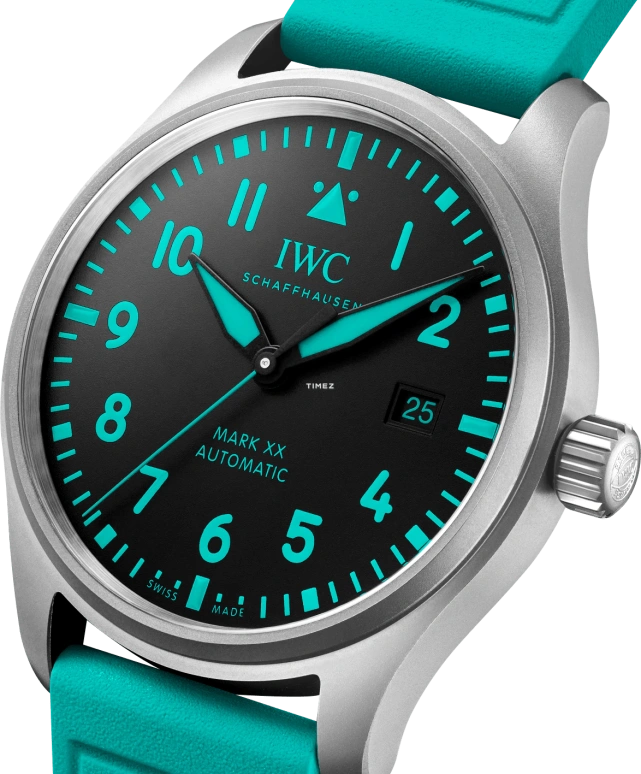 IWC,Pilot 40mm,40mm,Titanium,Black,Automatic,Day,120hours,IW328210