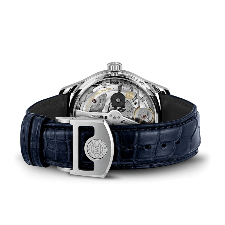 IWC,Portugieser 42.30mm,42.30mm,Stainless Steel,White,Automatic,168hours,In-house Caliber,IW500715