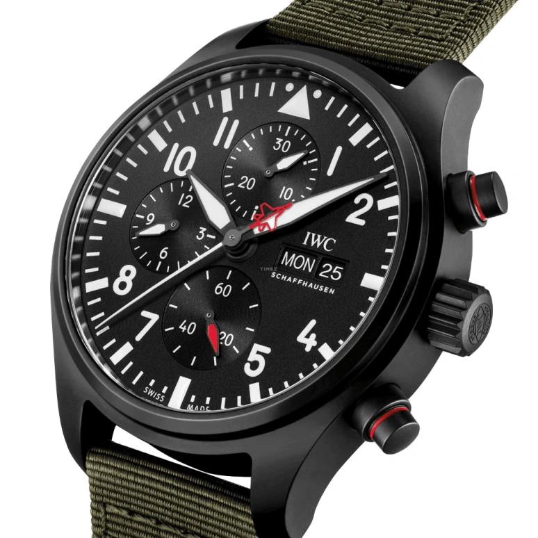 IWC,Pilot 44.50mm,44.50mm,Ceramic,Black,Automatic,Chronograph,Day,Anti-magnetic,Column Wheel,48hours,In-house Caliber,IW389104