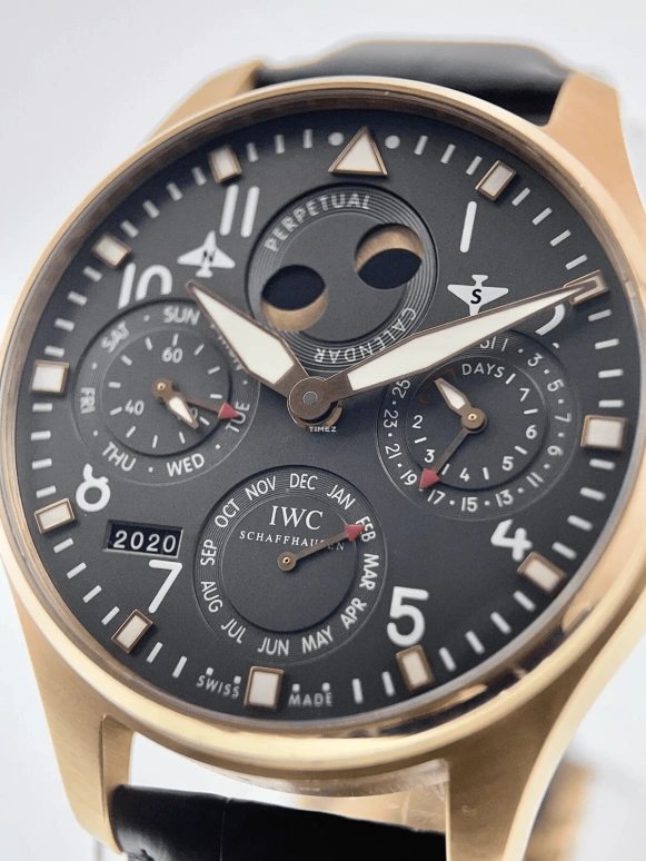 IWC,Big Pilot 46.20mm,46.20mm,Red Gold,Grey,Automatic,Moonphase,Perpetual Calendar,Month,Date,168hours,In-house Caliber,IW502638
