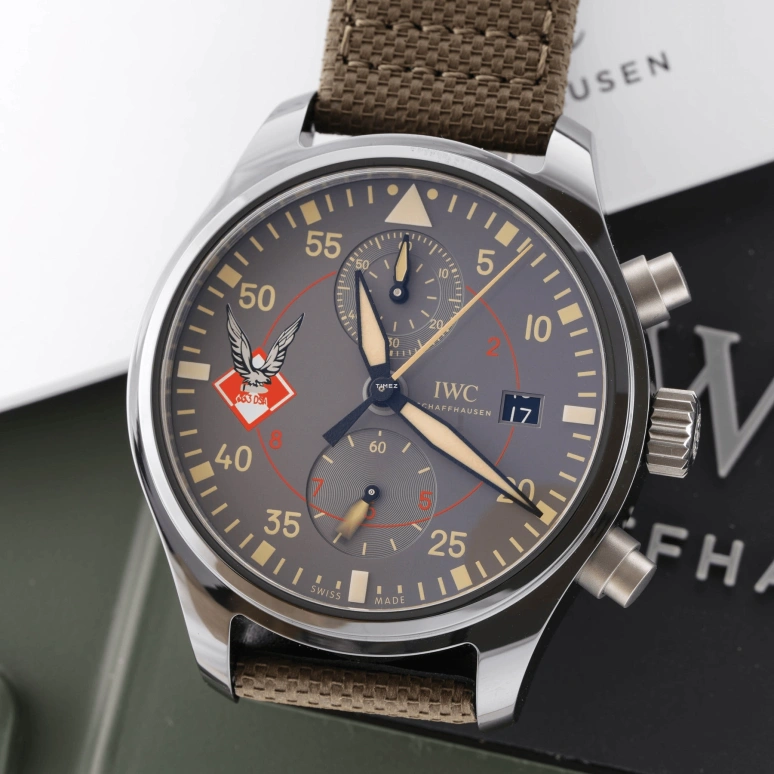 IWC,Pilot 44mm,44mm,Titanium,Ceramic,Grey,Automatic,Chronograph,Date,Flyback,Anti-magnetic,68hours,In-house Caliber,IW389013