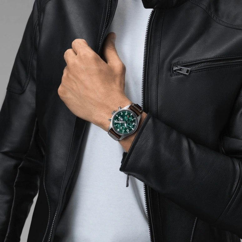 IWC,Pilot 41mm,41mm,Stainless Steel,Green,Automatic,Chronograph,Date,Day,Column Wheel,46hours,In-house Caliber,IW388103