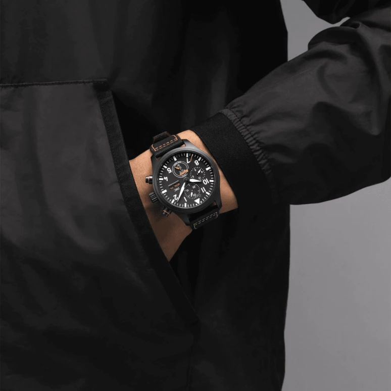 IWC,Pilot 44.50mm,44.50mm,Ceramic,Ceratanium,Black,Automatic,Chronograph,Date,Day,Anti-magnetic,48hours,In-house Caliber,IW389107