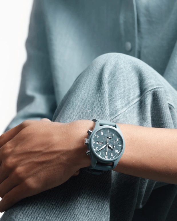 IWC,Pilot 41.90mm,41.90mm,Ceramic,Sky Blue,Automatic,Chronograph,Date,Day,Anti-magnetic,48hours,In-house Caliber,IW389409