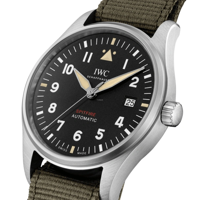 IWC,Pilot 39mm,39mm,Stainless Steel,Black,Automatic,Date,Anti-magnetic,IW326801