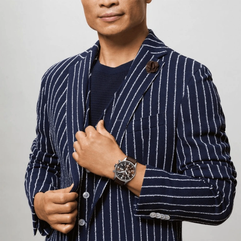 万国,飞行员 43毫米,43毫米,不锈钢,棕色,自动上弦,计时,星期历,日历,防磁,44小时,自制机芯,IW377713