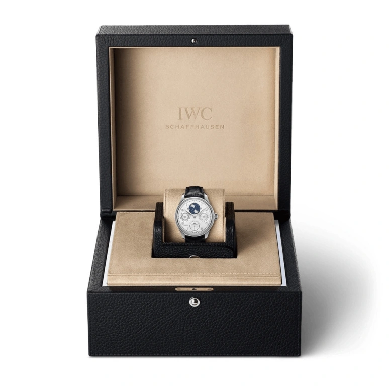 IWC,Portugieser 44.20mm,44.20mm,Platinum,Silver,Automatic,Moonphase,Perpetual Calendar,Month,Date,168hours,In-house Caliber,IW503406