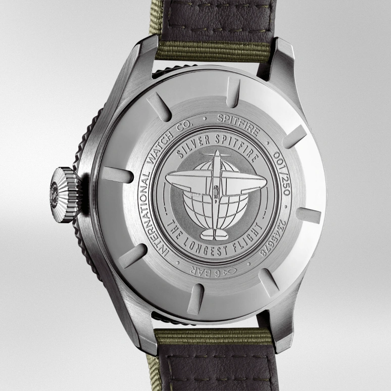 IWC,Pilot 44mm,44mm,Stainless Steel,Black,Automatic,Day,Dule Time,World Time,IW395501
