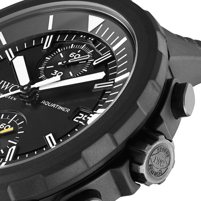 IWC,GST Aquatimer 45mm,45mm,Stainless Steel,Black,Automatic,Chronograph,Date,Power Reserve Indicator,Flyback,68hours,In-house Caliber,IW379502