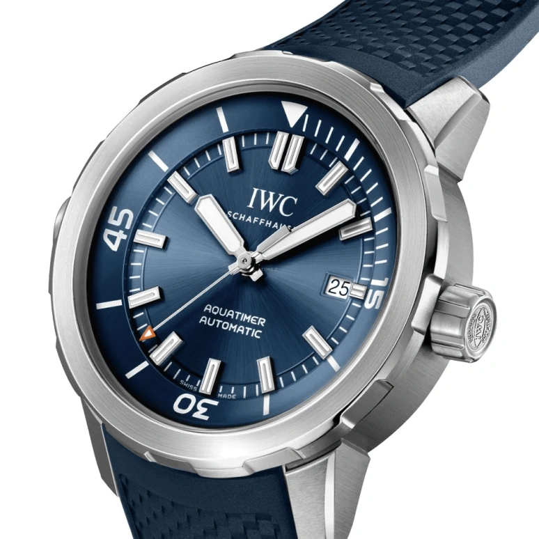 IWC,Aquatimer 42mm,42mm,Stainless Steel,Luminous,Blue,Automatic,Day,120hours,IW328801