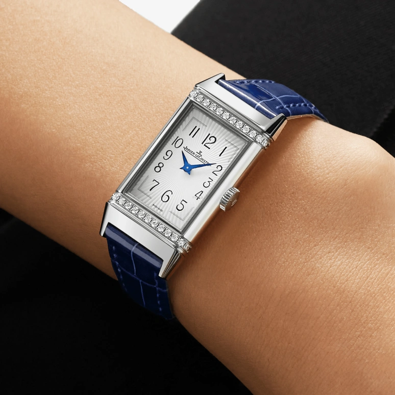 Jaeger-LeCoultre,Reverso 40.10x20mm,40.10x20mm,Stainless Steel,Silver White,Quartz,In-house Caliber,Sapphire,Crystal Glass,Q3288422