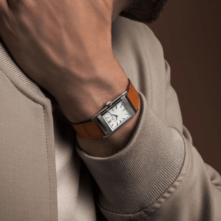 Jaeger-LeCoultre,Reverso 40.10x24.40mm,40.10x24.40mm,Stainless Steel,White,Handwound,45hours,In-house Caliber,Q7168420