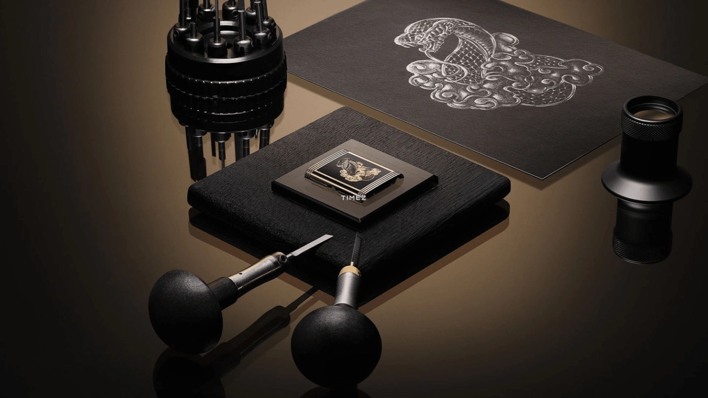 Jaeger-LeCoultre,Reverso 45.60x27.40mm,45.60x27.40mm,Rose Gold,Black,Handwound,45hours,In-house Caliber,snake,Q39324D2