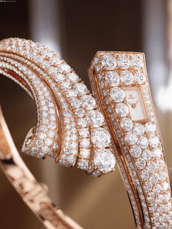 Jaeger-LeCoultre,Extraordinary 18.35x5.98mm,18.35x5.98mm,Rose Gold,White,Handwound,33hours,In-house Caliber,Q2892201