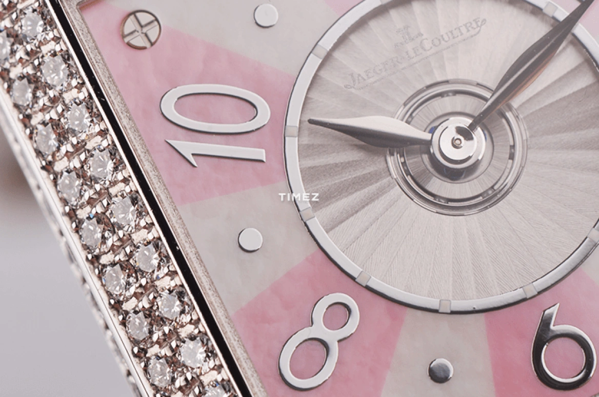 Jaeger-LeCoultre,Extraordinary 42.60x28.80mm,42.60x28.80mm,White Gold,Pink,Automatic,day-night-indication,Q7053405