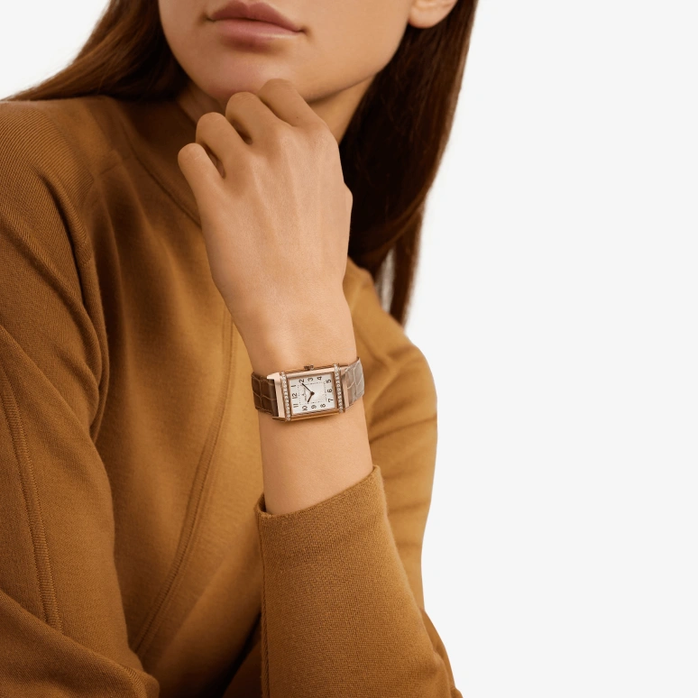 Jaeger-LeCoultre,Reverso 40x24mm,40x24mm,Rose Gold,Black,Silver,Automatic,38hours,In-house Caliber,Q2572570