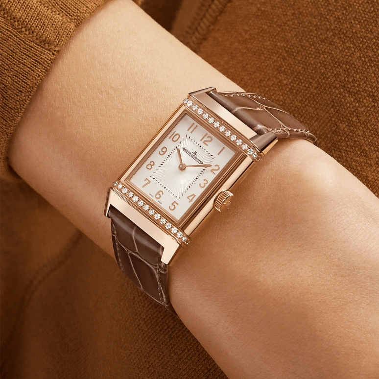 Jaeger-LeCoultre,Reverso 40x24mm,40x24mm,Rose Gold,Black,Silver,Automatic,38hours,In-house Caliber,Q2572570