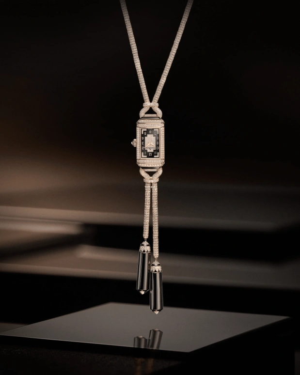 Jaeger-LeCoultre,Reverso 36.78x18mm,36.78x18mm,Rose Gold,Black,Handwound,In-house Caliber,Sapphire,Q3272301
