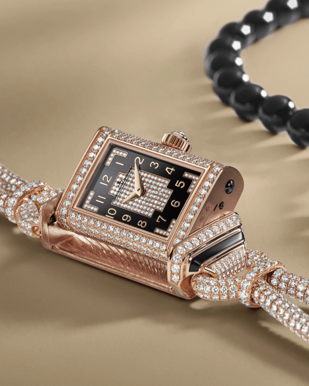Jaeger-LeCoultre,Reverso 36.78x18mm,36.78x18mm,Rose Gold,Black,Handwound,In-house Caliber,Sapphire,Q3272301
