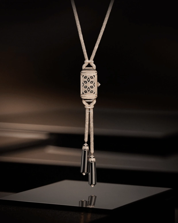 Jaeger-LeCoultre,Reverso 36.78x18mm,36.78x18mm,Rose Gold,Black,Handwound,In-house Caliber,Sapphire,Q3272301