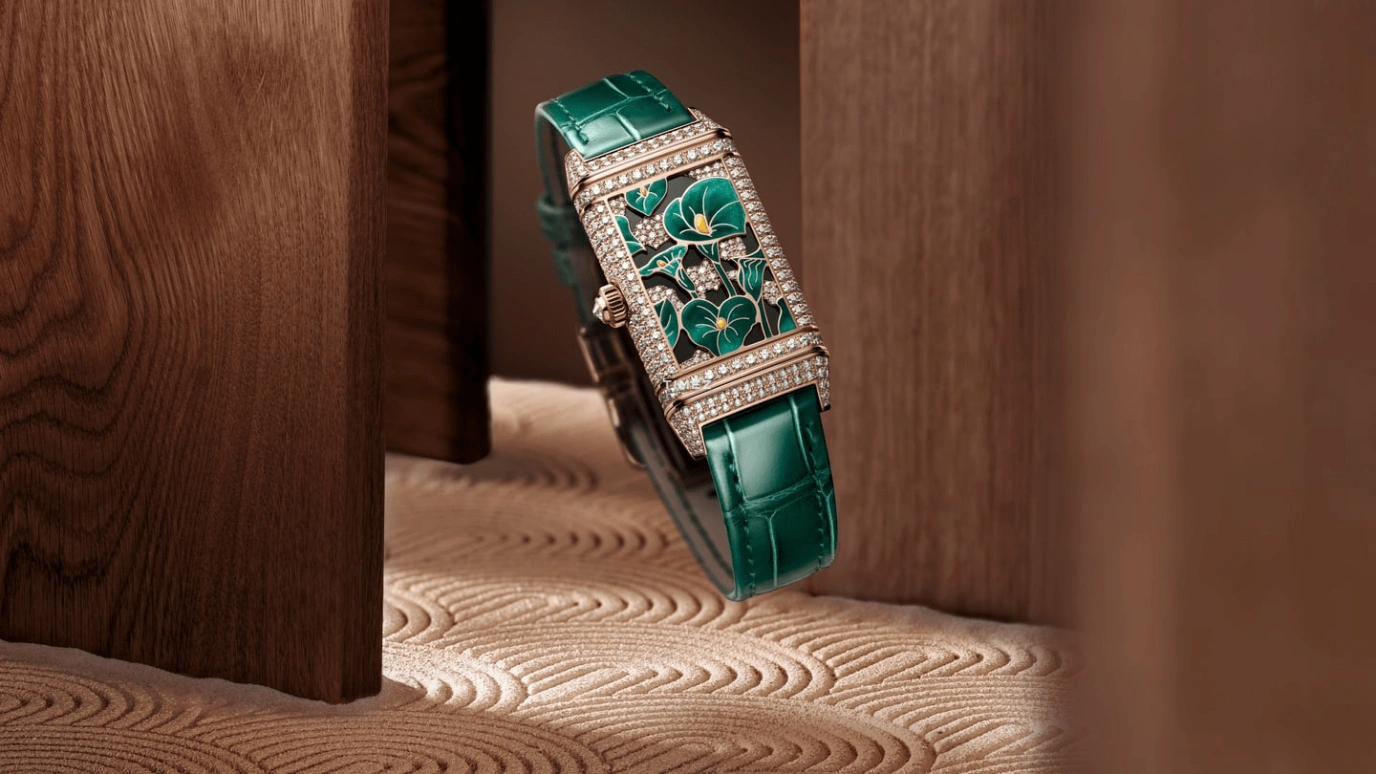 Jaeger-LeCoultre,Reverso 40x20mm,40x20mm,Rose Gold,White,Handwound,In-house Caliber,Sapphire,Q3292434