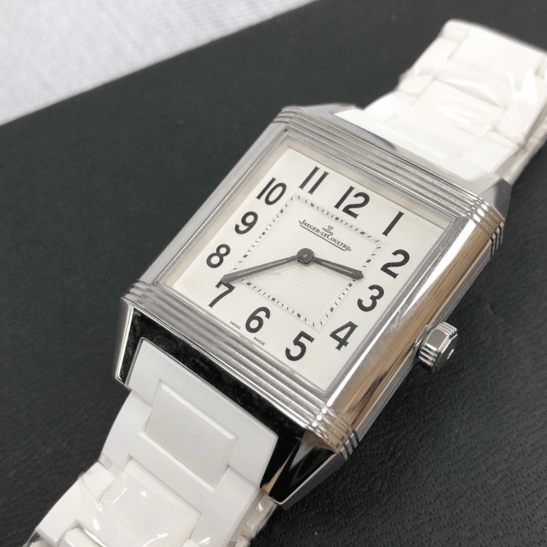 Jaeger-LeCoultre,Reverso 45.50x31.20mm,45.50x31.20mm,Stainless Steel,Black,Silver,Quartz,In-house Caliber,Sapphire,Crystal Glass,Q7068720