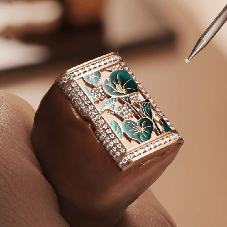 Jaeger-LeCoultre,Reverso 40x20mm,40x20mm,Rose Gold,White,Handwound,In-house Caliber,Sapphire,Q3292434
