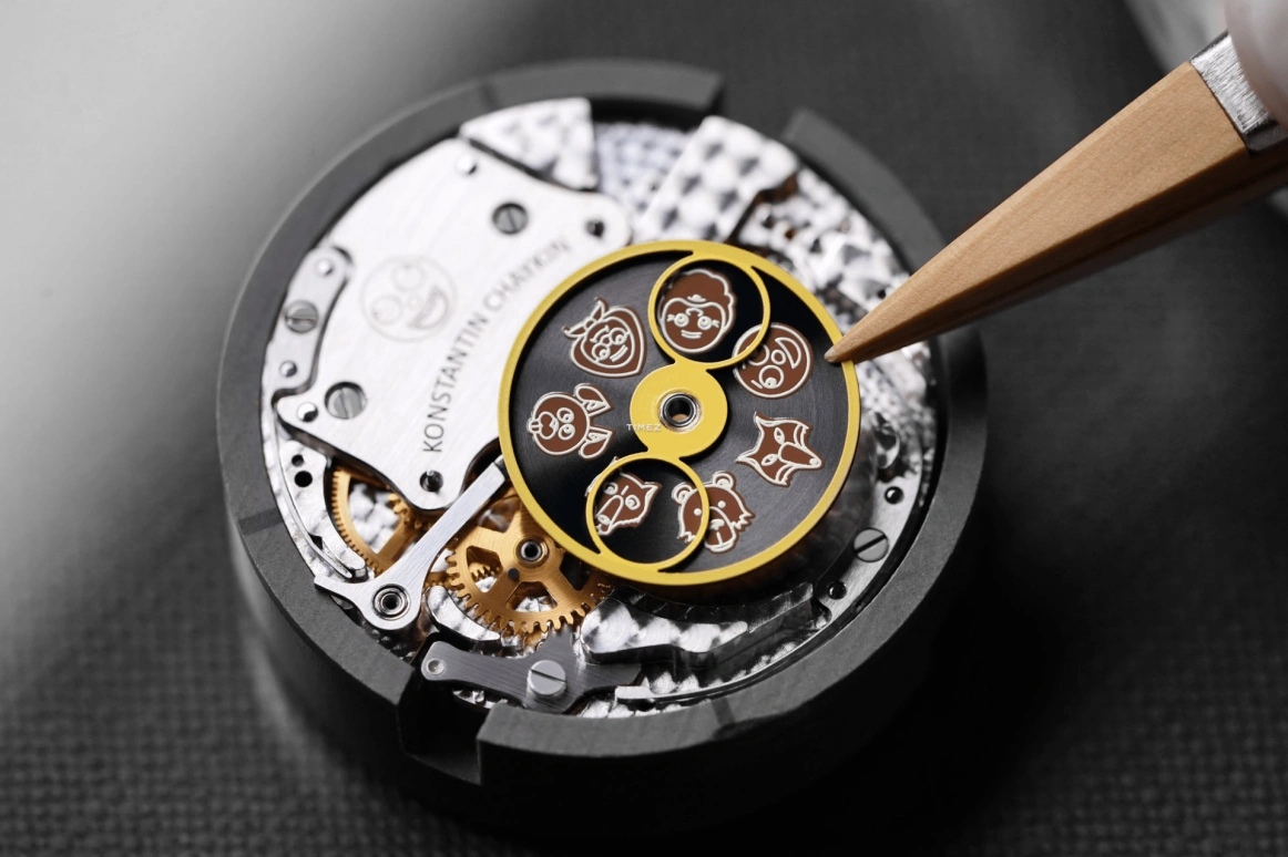 Konstantin Chaykin,Wristmons 40mm,40mm,Stainless Steel,Yellow,Automatic,Moonphase,Date,Kolobok