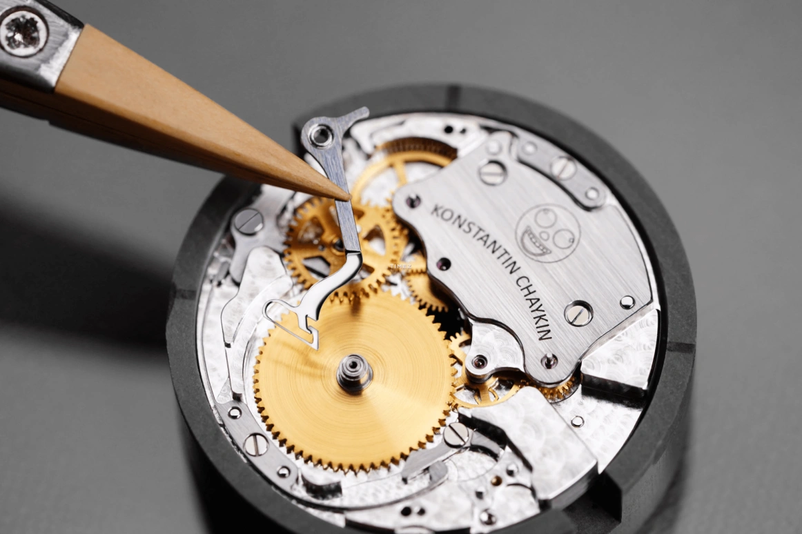Konstantin Chaykin,Wristmons 40mm,40mm,Stainless Steel,Yellow,Automatic,Moonphase,Date,Kolobok
