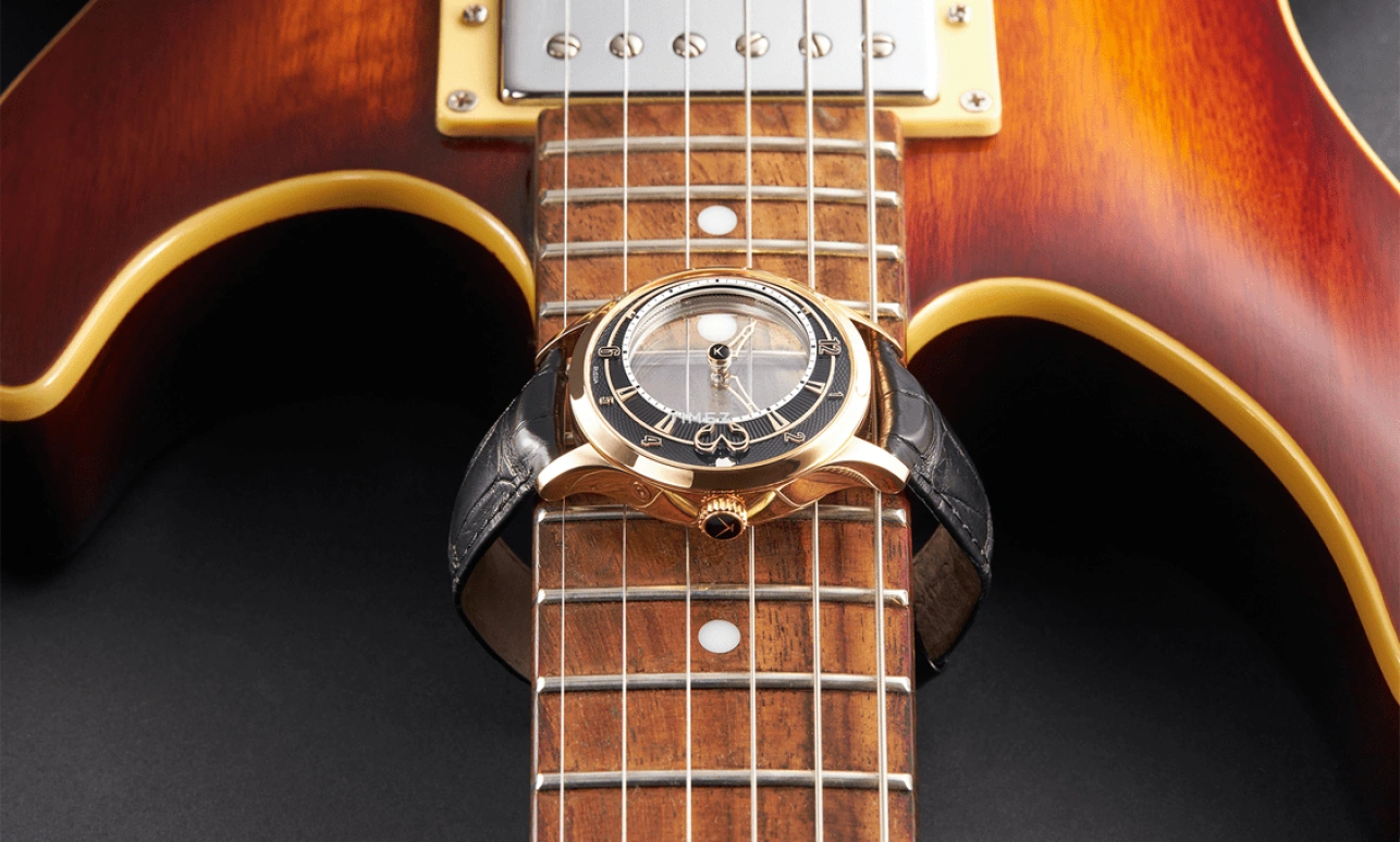 Konstantin Chaykin,Levitas 44mm,44mm,Rose Gold,Stainless Steel,Transparent,Brown,Handwound,Moonphase,Sapphire,Crystal Glass,Levitas Moon Phases 44