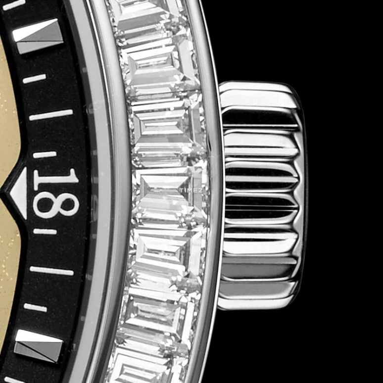 Krayon,Everywhere 43mm,43mm,White Gold,Black,Automatic,Month,Day,Function Selector,UTC,72hours,In-house Caliber,Horizon