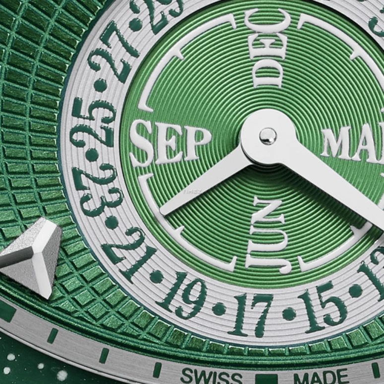 Krayon,Anywhere 39mm,39mm,Titanium,Green,Handwound,Month,Day,Sun position/rising Time,Day / Night Indication,72hours,In-house Caliber,Aurora