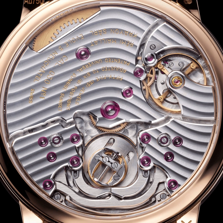 Krayon,Anywhere 39mm,39mm,Rose Gold,Cream,Handwound,Month,Day,Sun position/rising Time,Day / Night Indication,72hours,In-house Caliber,C030,C030-22