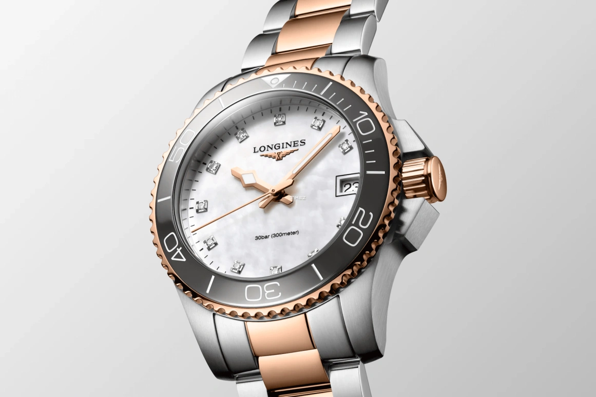 Longines,Sport 32mm,32mm,Stainless Steel,White,Quartz,Day,26280hours,L3,L3.370.3.89.6
