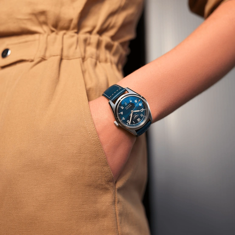 Longines,Spirit 37mm,37mm,Stainless Steel,Blue,Automatic,Date,64hours,L3,L3.410.4.93.0